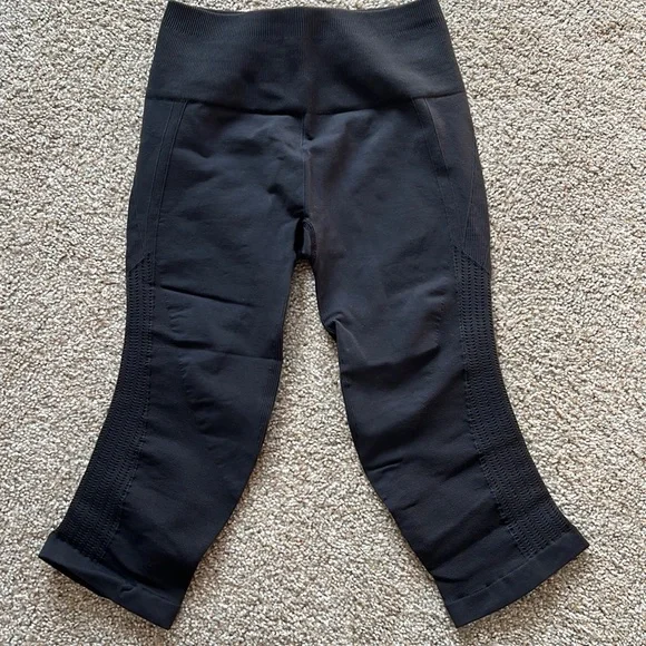 New Lululemon crop leggings - Picture 1 of 4
